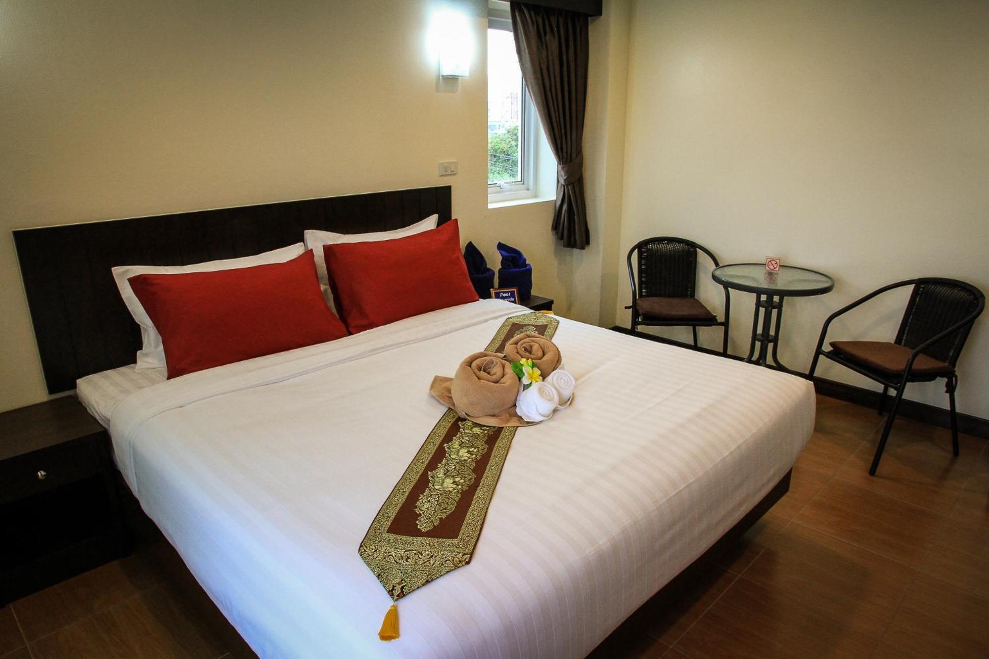 Sky Villa Hua Hin Guesthouse - Adults-Only Dış mekan fotoğraf