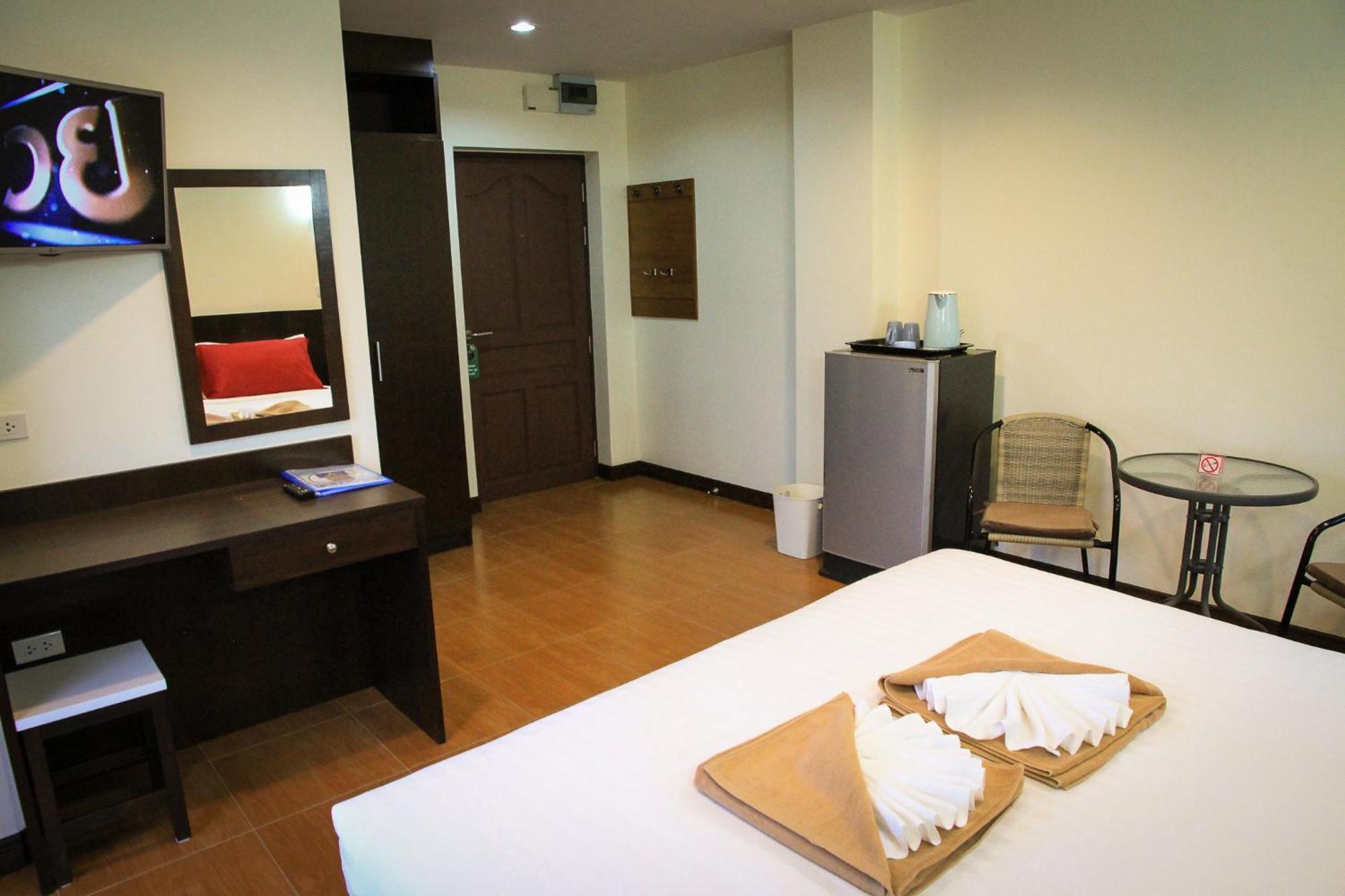 Sky Villa Hua Hin Guesthouse - Adults-Only Dış mekan fotoğraf