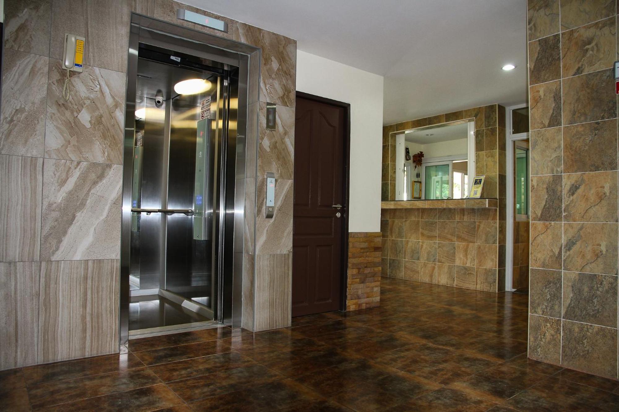 Sky Villa Hua Hin Guesthouse - Adults-Only Dış mekan fotoğraf